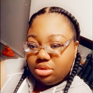 Meet your Posher, Zolly